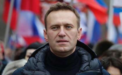 Ресей оппозиционері Навальный көз жұмды