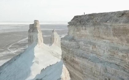 Бір топ зиялы қауым өкілдері Бозжыра аумағына демалыс орнын салуды қолдап президентке хат жазды