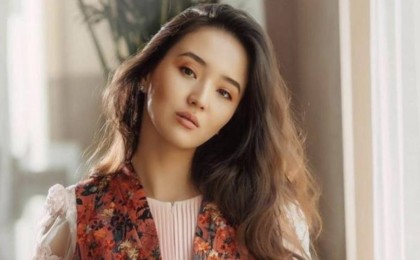 Актриса Гүлназ Жоланова ана атанды