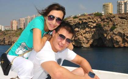 Әнші Сиви Махмудидің экс-күйеуіне қатысты істі сотта қарау басталды