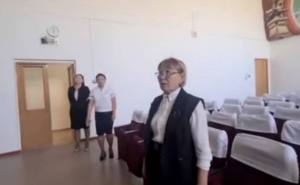 Мұғалімдер мектептің заңсыз әрекеттері туралы байқаусызда айтып қойды (видео)