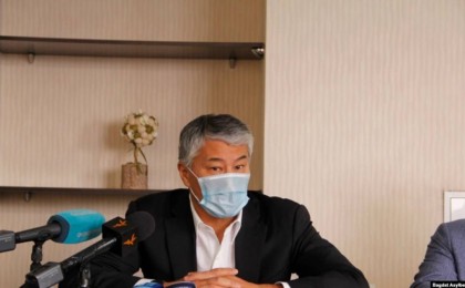 Қарағандыда Covid-ке қарсы ресейлік вакцина өндіретіндер дәрі-дәрмек құны туралы сұрақтан жалтарды