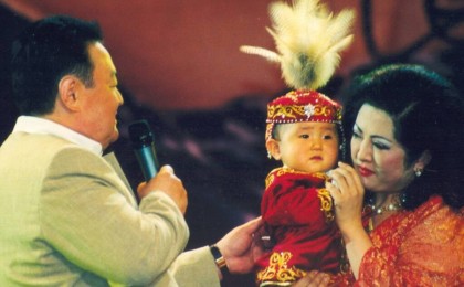 «Шындықтың жолында жанын берген». Қызы Заманбек Нұрқаділов туралы әсерлі видео жариялады