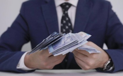 Шиелілік шенеуніктер 335 миллион теңгені өз мақсаттарына жұмсаған (видео)