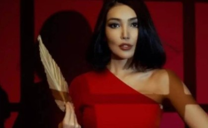 Мінсіз мүсінді Құралай Анарбекова ерлер қауымын естен тандырды (фото)