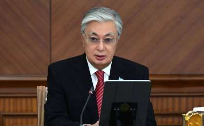 Ұлттық экономиканы қарқынды дамыту керек екенін айтқан Тоқаев бірқатар тапсырмалардың аяқсыз қалғанын сынады