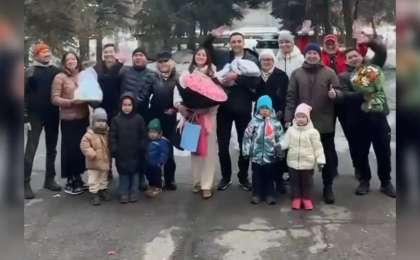 Қыз баланың әкесі болуды аңсайтын Тәуекел Мүслім тағы да ұлды болды (ВИДЕО)