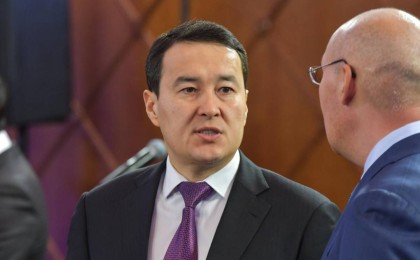 Оқушыларды ауыр сөмкелерден арылту қажет – Смайылов