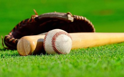 Ескерту жасап, көлігін тепкені үшін. Алматыда джип мінген жасөспірім қарияны битамен ұрып өлтірді