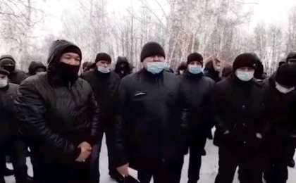 "Жолға 150 теңге — ауыр сома". Қостанайда автобус жүргізушілері ереуілге шықты (видео)