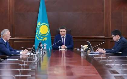 Премьер-министр Олжас Бектенов кәсіпкерлерді салықты әділетті төлеуге шақырды