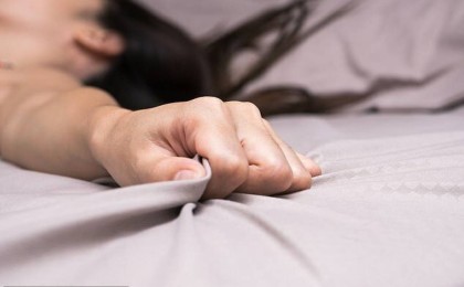 Қарағандылық әйел сүйіктісі мен өзінің туған қызын төсектес болып жатқан сәтте ұстап алған