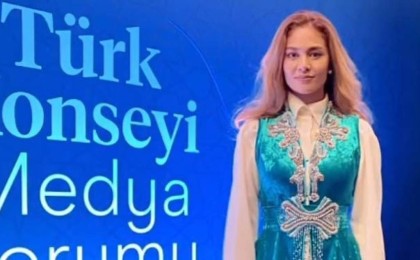 Альмира Тұрсын Түркі құрылтайында елді таң қалдырды (Фото)