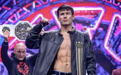 Қазақстандық файтер жекпе-жекте қарсыласының жағын сындырып жіберді (ВИДЕО)