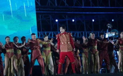 68 елден келген жанкүйерлер және ауқымды шоу: Димаштың Алматыдағы алғашқы концерті қалай өтті (фото)