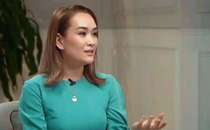 “Суретке түсіріп салған мен едім” - Ақерке Бүркітбай Әли Оқаповтың қысым көргенін айтты