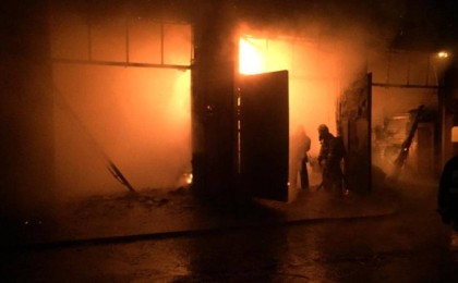 Алматыда 20 көлік өртеніп кетті