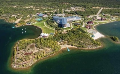 Қызметкерлері жаппай уланған: Миллиардер Болат Өтемұратовқа тиесілі Rixos Borovoe қонақүйіне айыппұл салынды