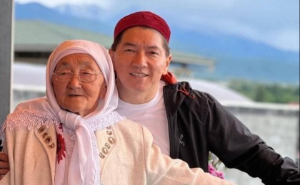 "Анамның қарғысы": Сәкен Майғазиев ата-аналарға өтініш айтты