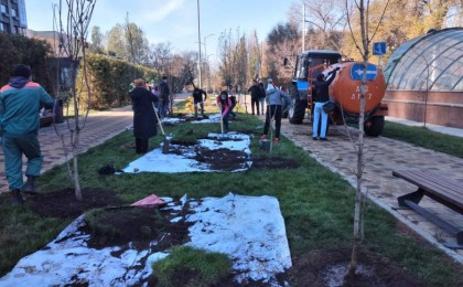 Алматыда қазақ журналистерінің аллеясы ашылды