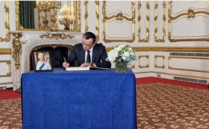 ІІ Елизаветаны жерлеу рәсіміне Қазақстаннан кім барды?