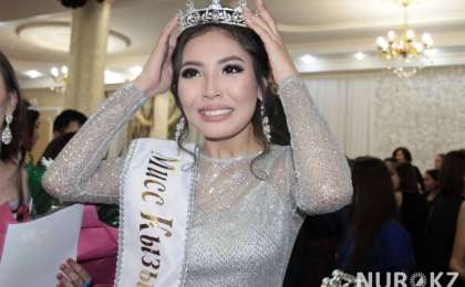 "Орысша сөйлей алмайды": Қызылорда аруы атанған қыздың дәмханада ыдыс жуып жүргені рас па