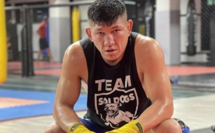 Қазақстандық файтер Қуат Хамитовты жекпе-жекке шақырды