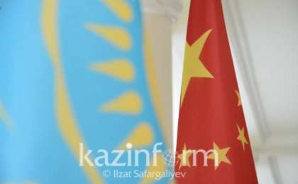 哈萨克斯坦新任驻华大使向中国国家主席递交国书