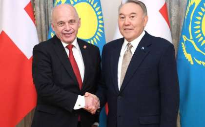 纳扎尔巴耶夫会见瑞士联邦主席毛雷尔