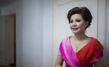 Роза Рымбаева: Халықтың талғамы төмен болса, "Чип-чип" әнін тыңдап жүре береді