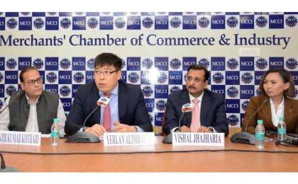 哈萨克斯坦与印度进一步发展双边关系