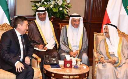 哈萨克斯坦大使向科威特埃米尔递交国书