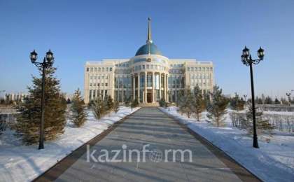 托卡耶夫祝贺《主权哈萨克斯坦》报发行100周年