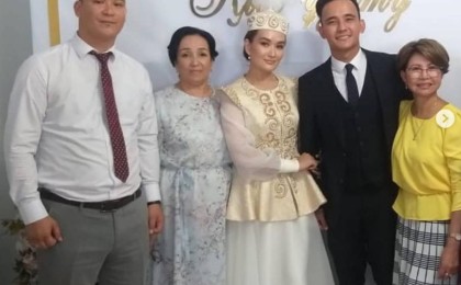 Роза Рымбаева: Келінім керемет жан, күнде қолынан шай ішіп жүрмін