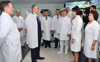 总统走访首都创伤骨科科学研究所