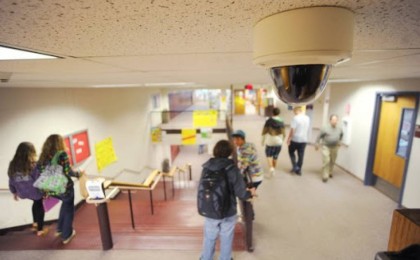 Асхат АЙМАҒАМБЕТОВ: Еледгі мектептердің 99%-ына бейнебақылау камералары қойылды