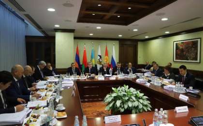 哈萨克斯坦财政部长出席欧亚经济委员会会议例行会议