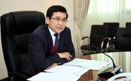 Асхат Аймағамбетов: Жалақыны көбейту – Президент міндеттеген тапсырма