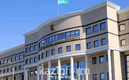 外交部建议在香港的哈萨克斯坦留学生回国