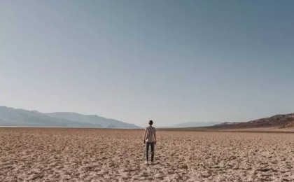 Қазақстандық дизайнер кісі қолынан қайтыс болды