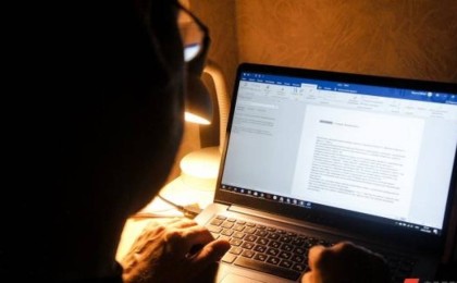 Онлайн оқу: Ата-аналар берілген компьютерді сындырып алудан қорқып, пайдаланбай отыр