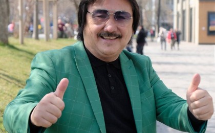 "Азан айтса деймін": Марат Омаров Димашқа ерекше ұсыныс тастады