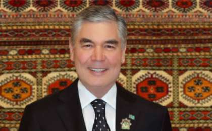 «Арқадақ» өзі жазған кітапты сатып алуға міндеттеп жатыр