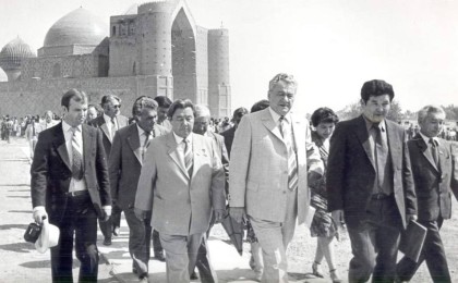 Қонаев Дінмұхаммед Ахметұлына 112 жыл