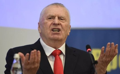 Навальныйды тұтқындап, Ресейге апарып, түрмеге жабу керек – Жириновский