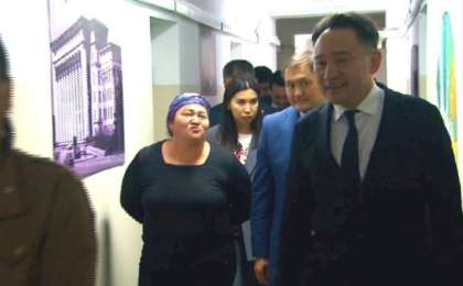 Министр жатақханаға мұқтаж студенттерге арналған «Жедел штаб» жұмысымен танысты