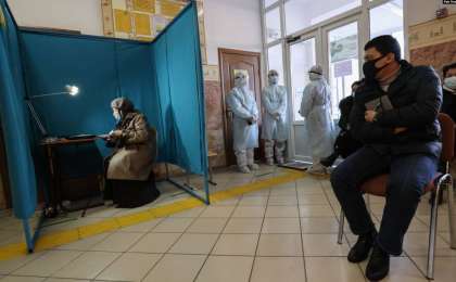 "Комиссия мүшесі де, бақылаушы да әділ қоғам орнайтынына сенбейді". Сайлаудағы бақылаушының әңгімесі