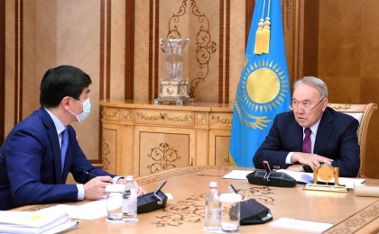 Назарбаев 100 мың отбасыға 50 мың теңгеден таратады