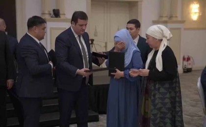 Ақтаудағы ұшақ апаты: Әзербайжандық кәсіпкер қаза тапқан қазақстандықтардың туыстарына пәтер берді