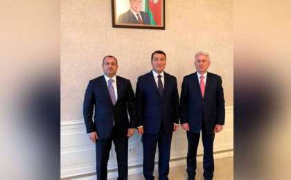 哈萨克斯坦大使会见阿塞拜疆国民议会议员